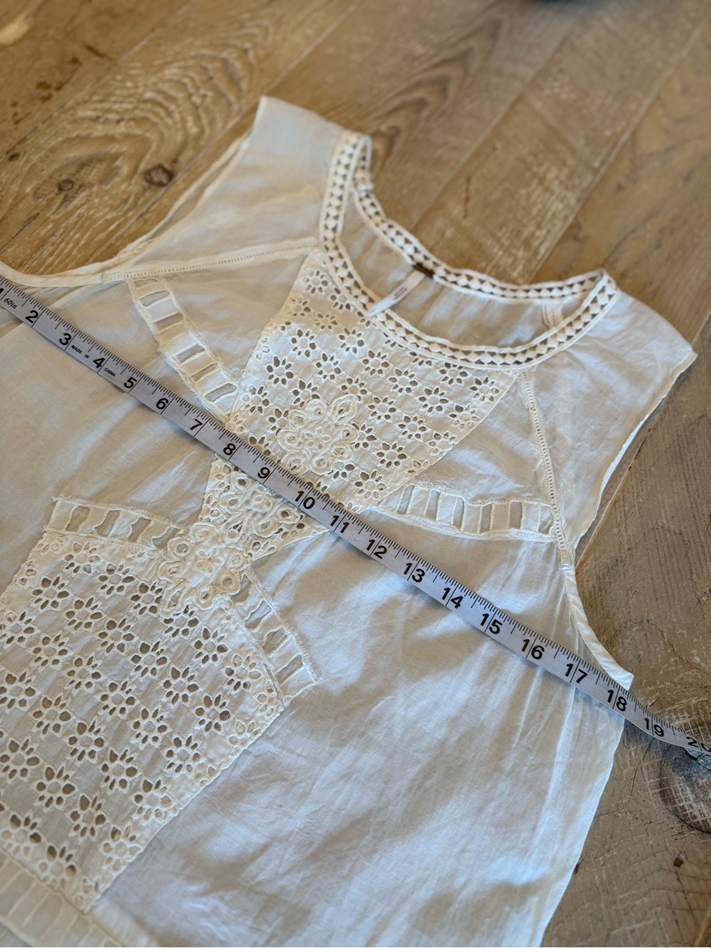 Free People Cream Crochet-Panel Sleeveless Peplum Top L - Picture 3 of 6